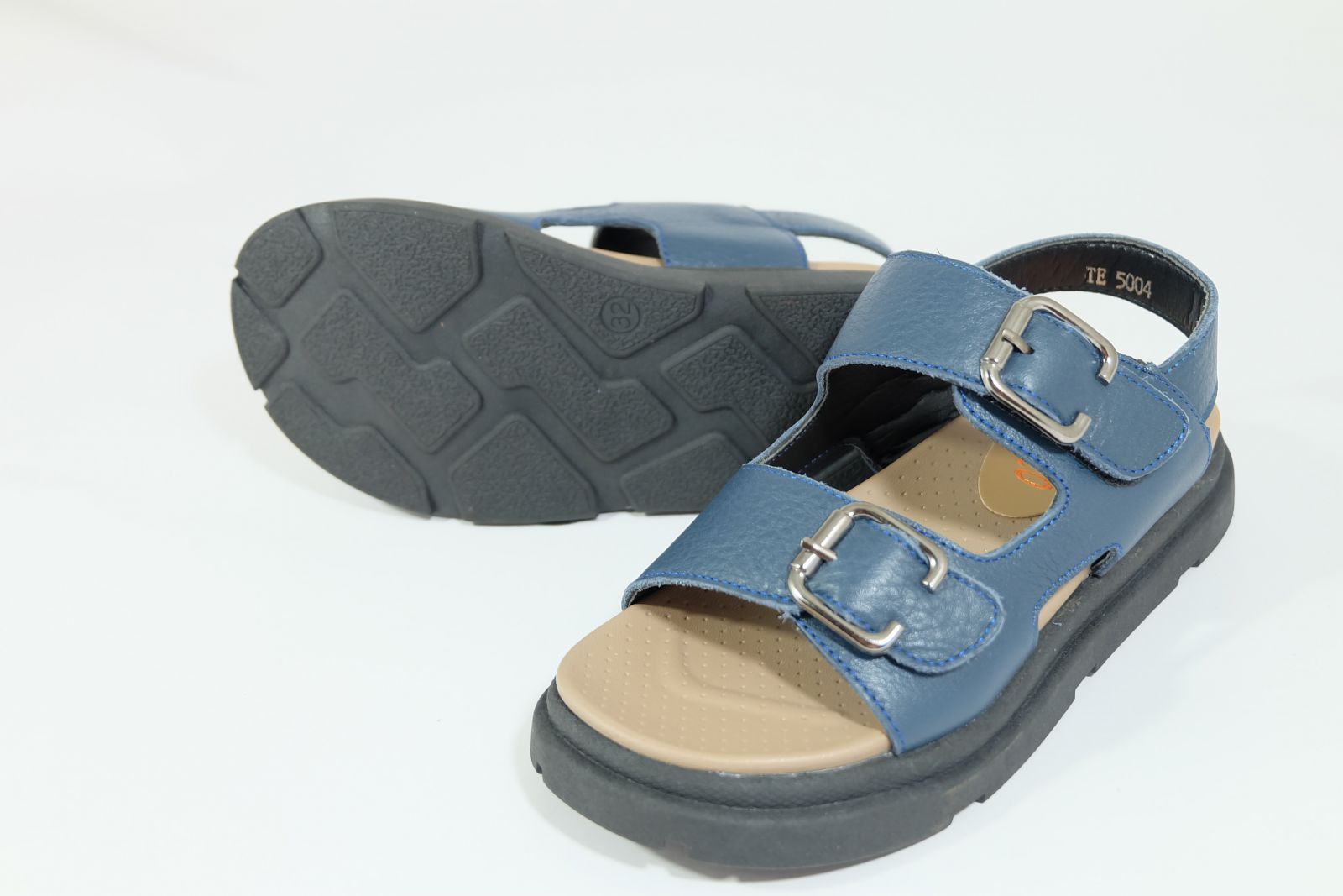 Sandal Nam